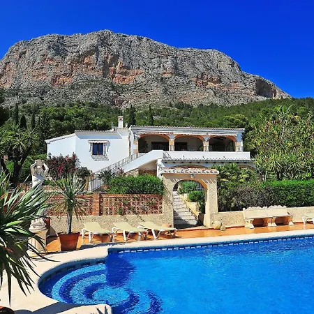 Villa Tina *